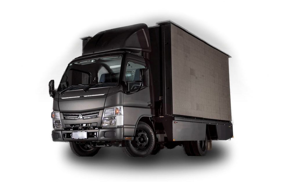 LED truck pantech with LED screens on both sides