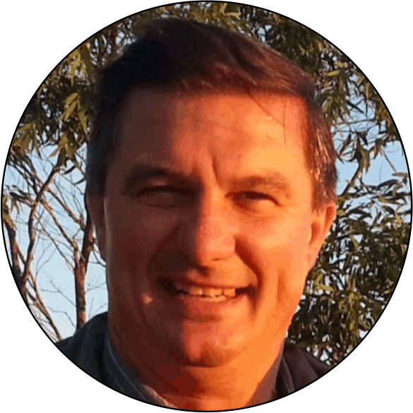 Karla gosden face smiling as accounts manger of distictive designs australia