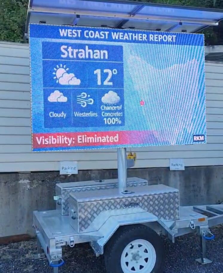 Mobile LED Billboard Trailer displaying screen